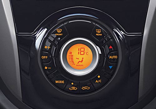 Renault Pulse RxZ - Stereo Interior Photo
