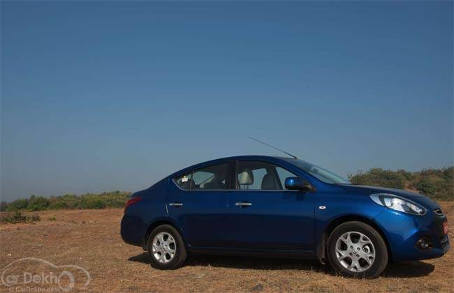 Renault duster vs nissan sunny #8