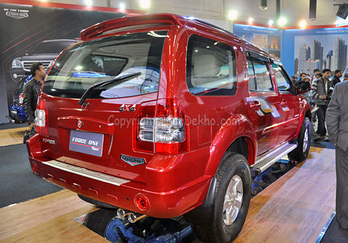 Force One SUV