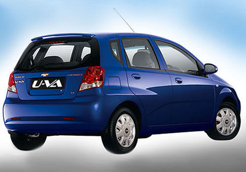 Chevrolet Aveo U-VA 1.2 LT - Cross Side View Exterior Photo