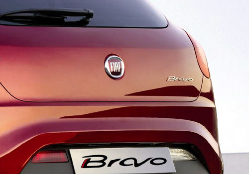 Fiat Bravo - trunk open closer view Exterior Photo