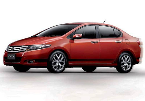 Honda City - Front Angle Low View Exterior Photo