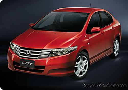Honda City ZX VTEC - Front Angle Low View Exterior Photo