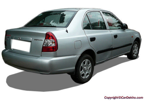 Hyundai Accent - Cross Side View Exterior Photo
