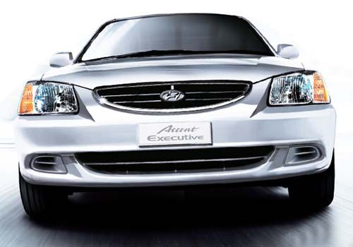Hyundai Accent - Full Front View Exterior Photo