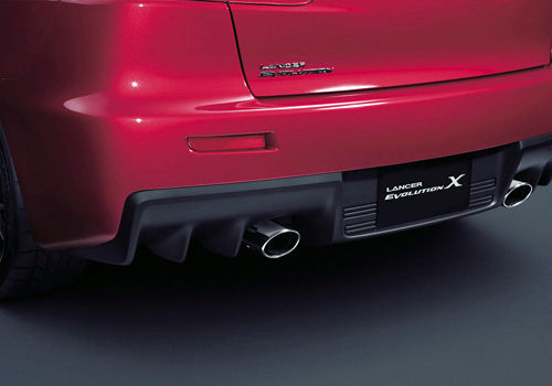 Mitsubishi Lancer Evolution X - Exhaust Pipe Exterior Photo