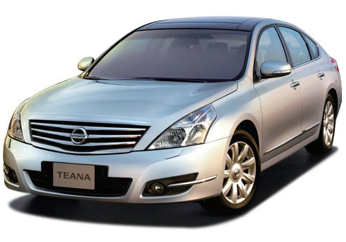Nissan Teana - Front Angle Low View Exterior Photo