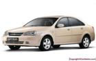 Chevrolet Optra Magnum 2.0 LT Front Angle Low View Pictures