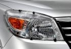 Ford Endeavour 4x2 XLT HeadLight Pictures