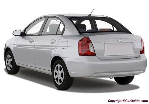 Hyundai Accent Executive Cross Side View Pictures