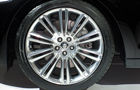 Jaguar XJ 5.0L Wheel Pictures