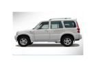 Mahindra Scorpio W Front Low Wide Picture