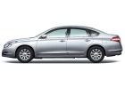 Nissan Teana Front Low Wide Exterior Photo