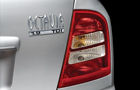 Skoda Octavia Ambiente 1.8 Turbo Right TailLight Exterior Photo Skoda Octavia Ambiente 1.8 Turbo Right TailLight Exterior Photo