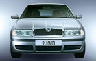 Skoda Octavia Ambiente 1.8 Turbo Full Front View Exterior Photo Skoda Octavia Ambiente 1.8 Turbo Full Front View Exterior Photo