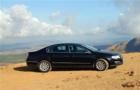 Volkswagen Passat Full Side View Picture