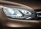 Volkswagen Touareg HeadLight Exterior Photo