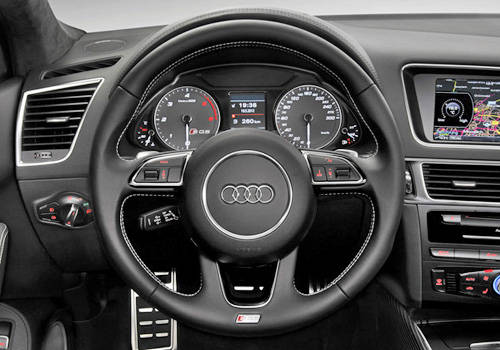 Audi Q5 Interior Images. Audi Q5 Steering Wheel