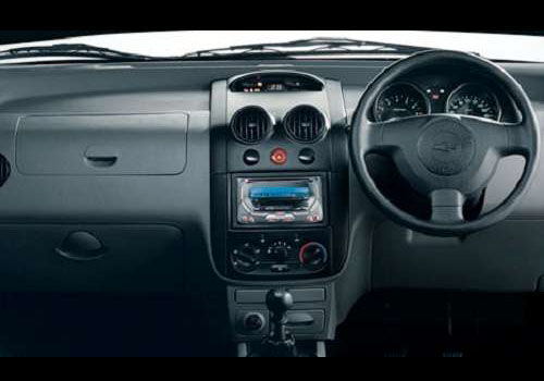 Chevrolet Aveo U-VA 1.2 - DashBoard Interior Photo