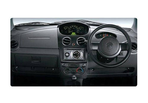 Chevrolet Spark Muzic 1.0 LS DashBoard Interior Photo