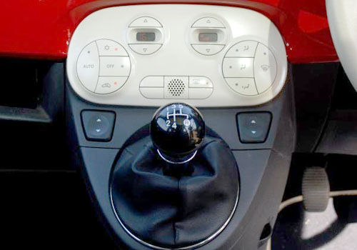 Fiat 500 Interior. Fiat 500 Gear Shifter Interior