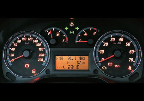 Fiat Grande Punto - TachoMeter Interior Photo