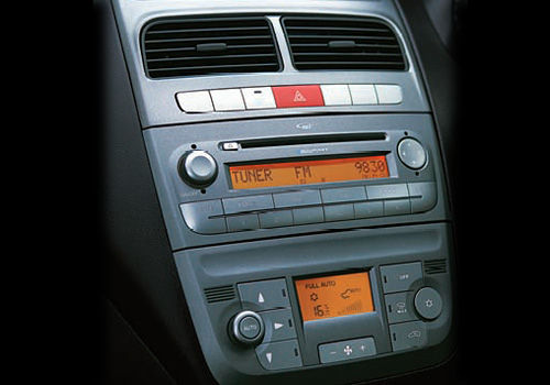 Fiat Grande Punto - Side AC Control Interior Photo
