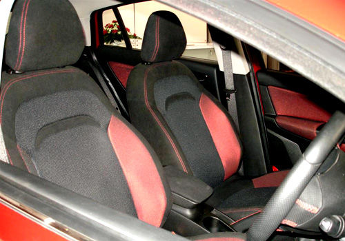 Fiat Bravo - Front Seats Interior Photo