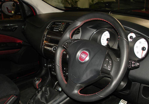 Fiat Bravo - DashBoard Interior Photo