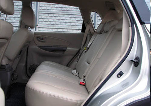 Hyundai Tucson Interior. Hyundai Tucson Rear Seats