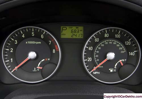 Hyundai Accent - TachoMeter Interior Photo