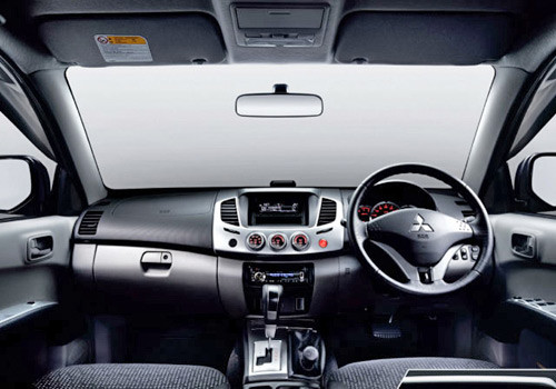 2012 Mitsubishi Pajero launched in UK, India launch on the cards