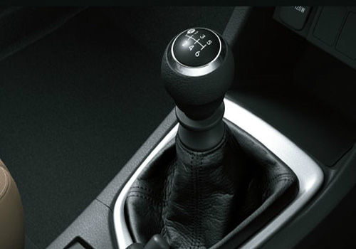 Toyota Corolla Altis - Gear Shifter Interior Photo