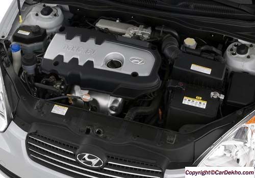Hyundai Accent Executive Engine Pictures