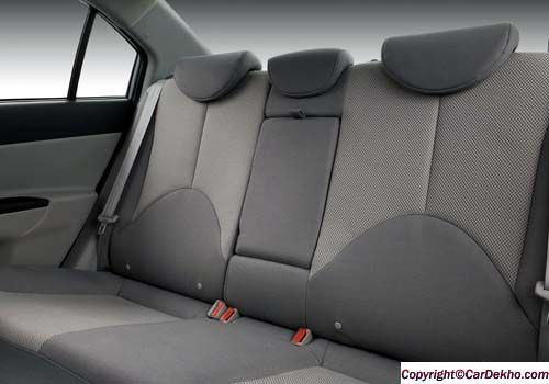 Hyundai Accent Executive Rear Seats Pictures