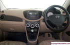 Hyundai i10 Magna Central Console Interior Photo