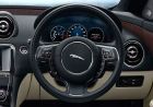 Jaguar XJ 5.0L Steering Wheel Pictures