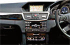 Mercedes-Benz E-Class E250 Diesel Central Console Pictures