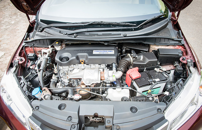 Hyundai 4S Fluidic Verna