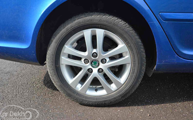 Skoda Laura