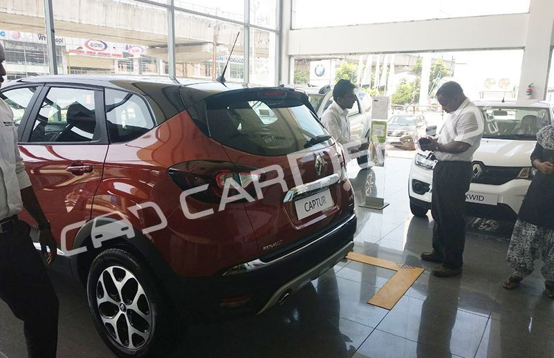 Renault Captur Spotted At A Dealership Ahead Of Launch On November 6